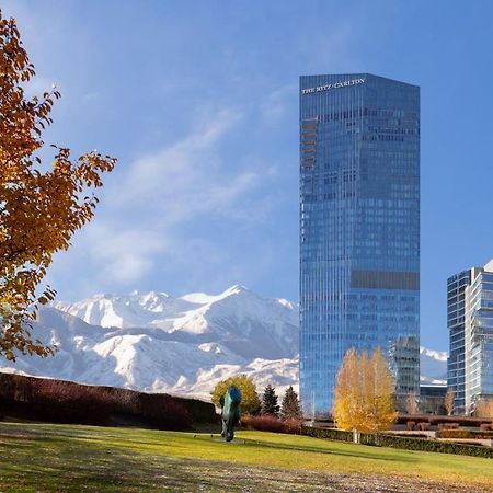 The Ritz-Carlton, Almaty Hotel Ngoại thất bức ảnh