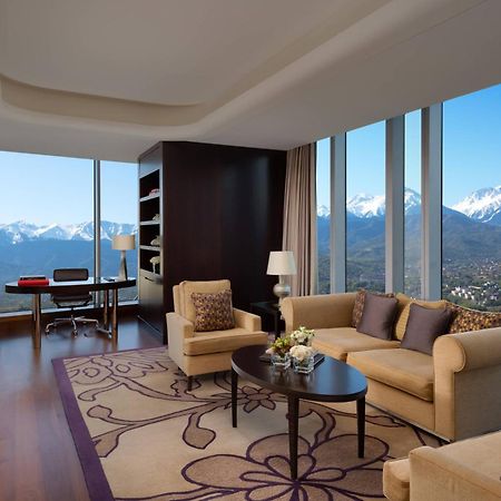 The Ritz-Carlton, Almaty Hotel Ngoại thất bức ảnh