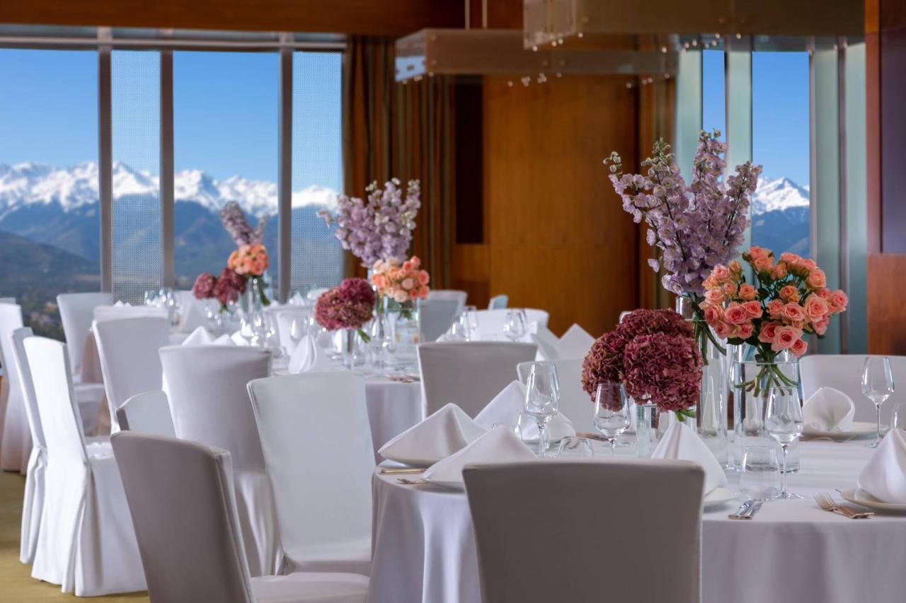 The Ritz-Carlton, Almaty Hotel Ngoại thất bức ảnh
