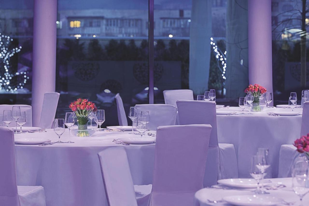 The Ritz-Carlton, Almaty Hotel Ngoại thất bức ảnh