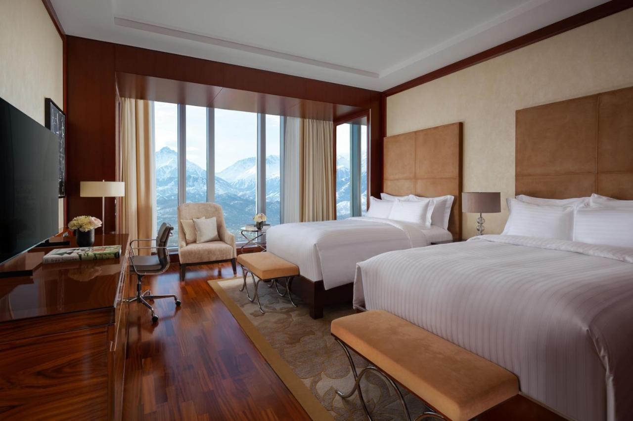 The Ritz-Carlton, Almaty Hotel Ngoại thất bức ảnh