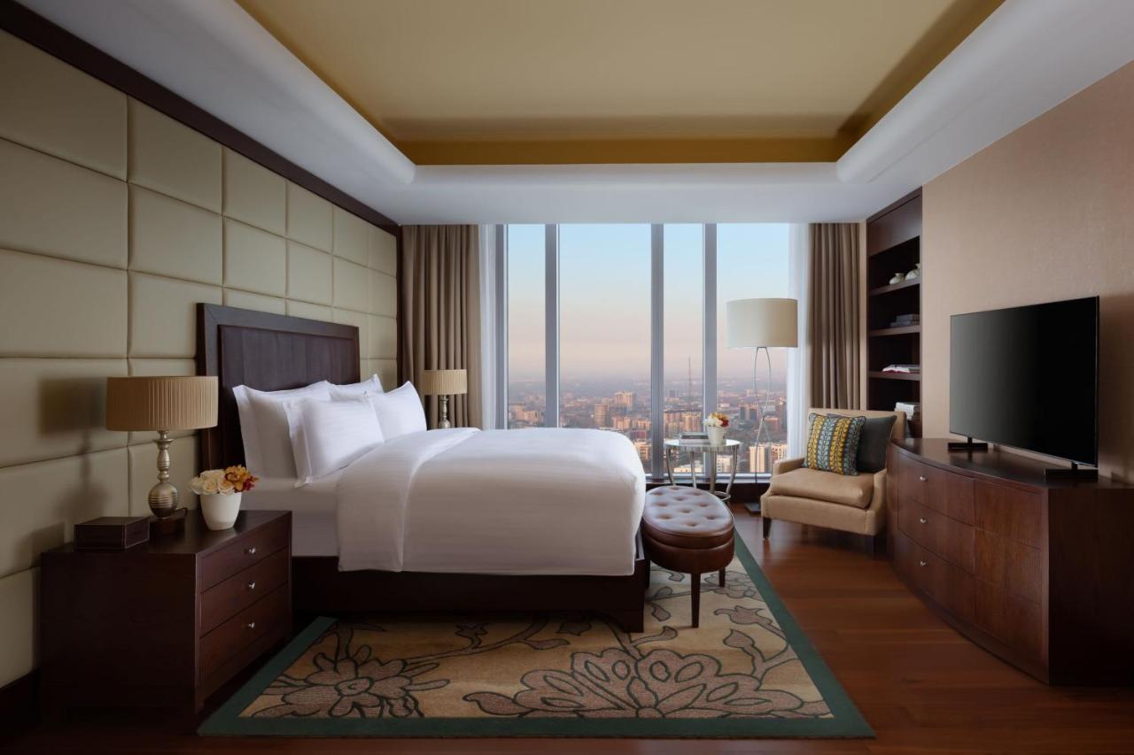 The Ritz-Carlton, Almaty Hotel Ngoại thất bức ảnh