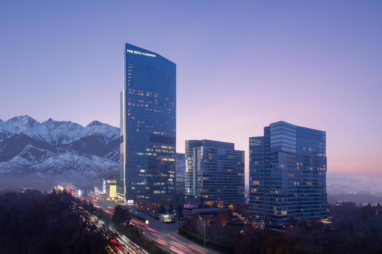 The Ritz-Carlton, Almaty Hotel Ngoại thất bức ảnh