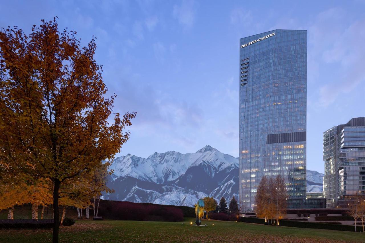The Ritz-Carlton, Almaty Hotel Ngoại thất bức ảnh