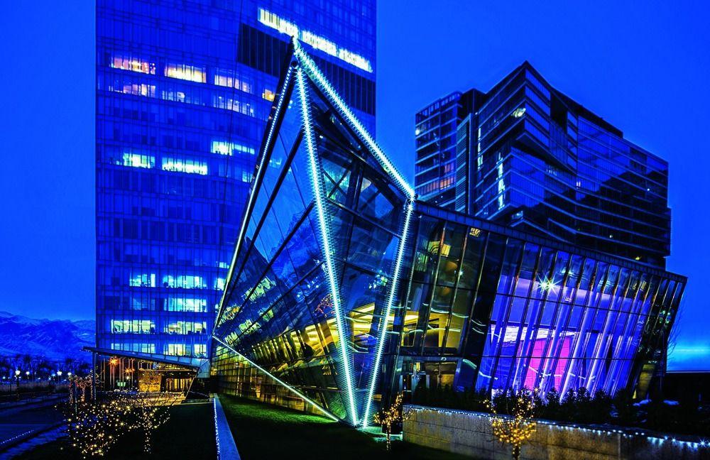 The Ritz-Carlton, Almaty Hotel Ngoại thất bức ảnh
