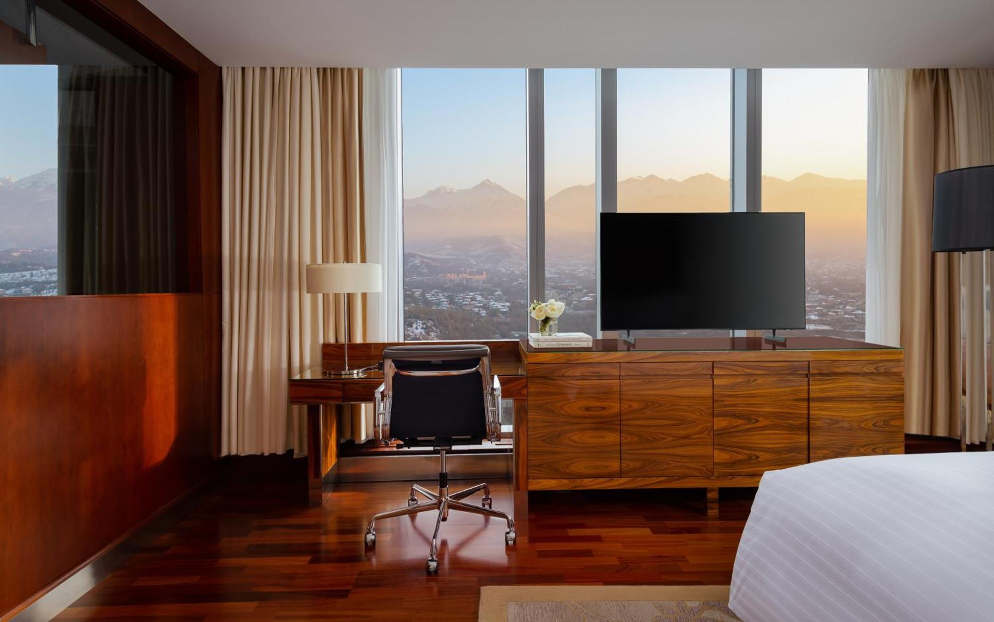 The Ritz-Carlton, Almaty Hotel Ngoại thất bức ảnh