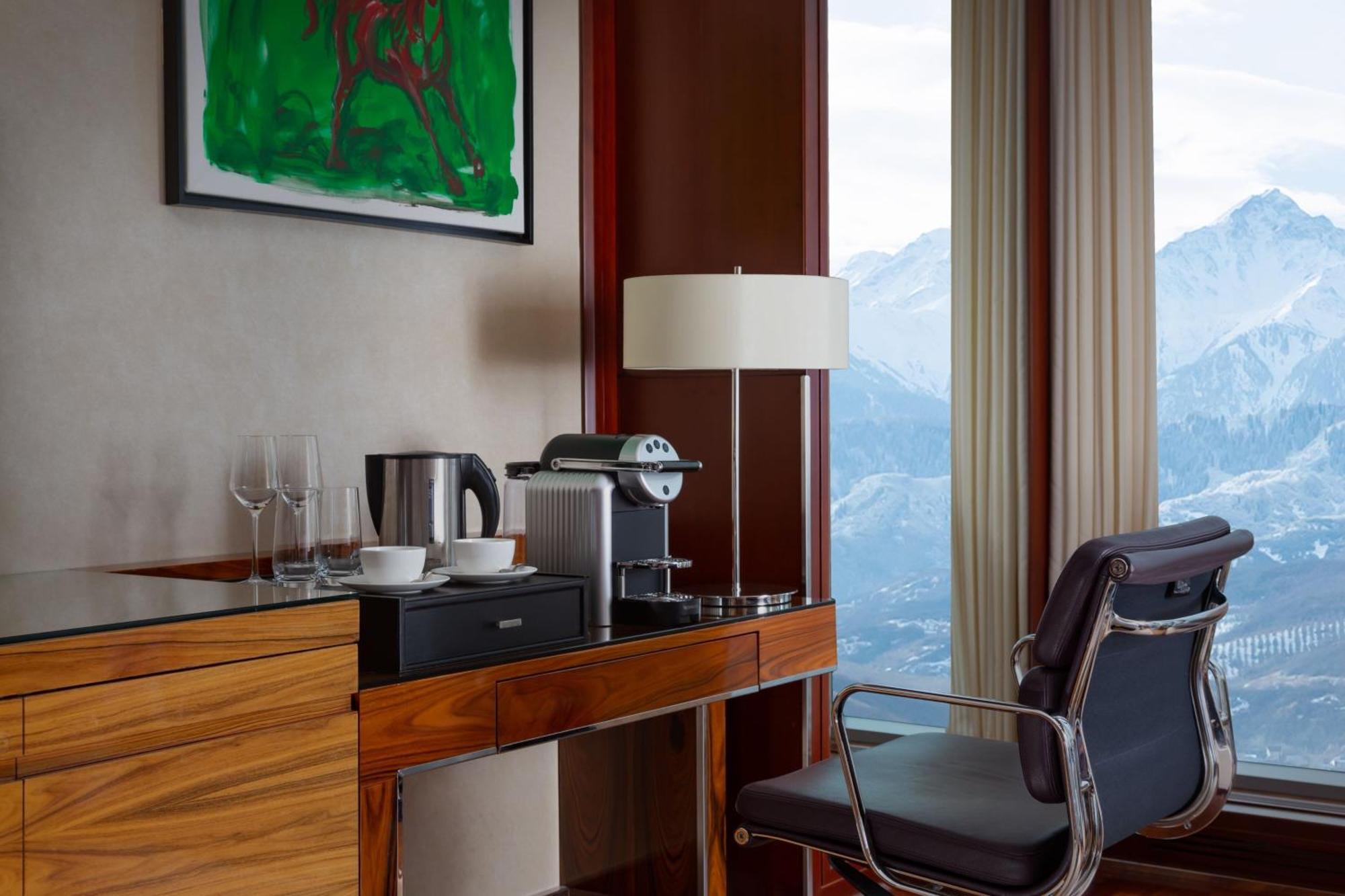 The Ritz-Carlton, Almaty Hotel Ngoại thất bức ảnh