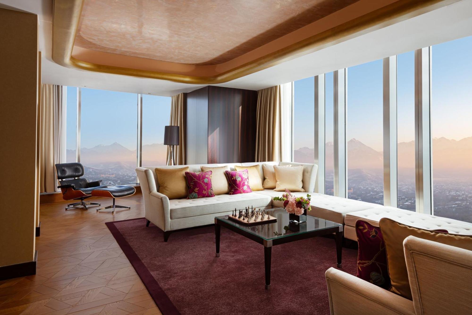The Ritz-Carlton, Almaty Hotel Ngoại thất bức ảnh