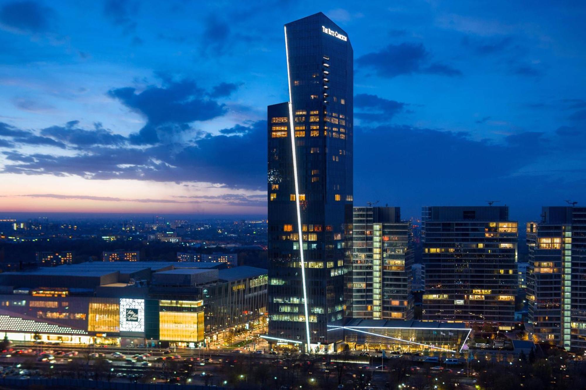 The Ritz-Carlton, Almaty Hotel Ngoại thất bức ảnh