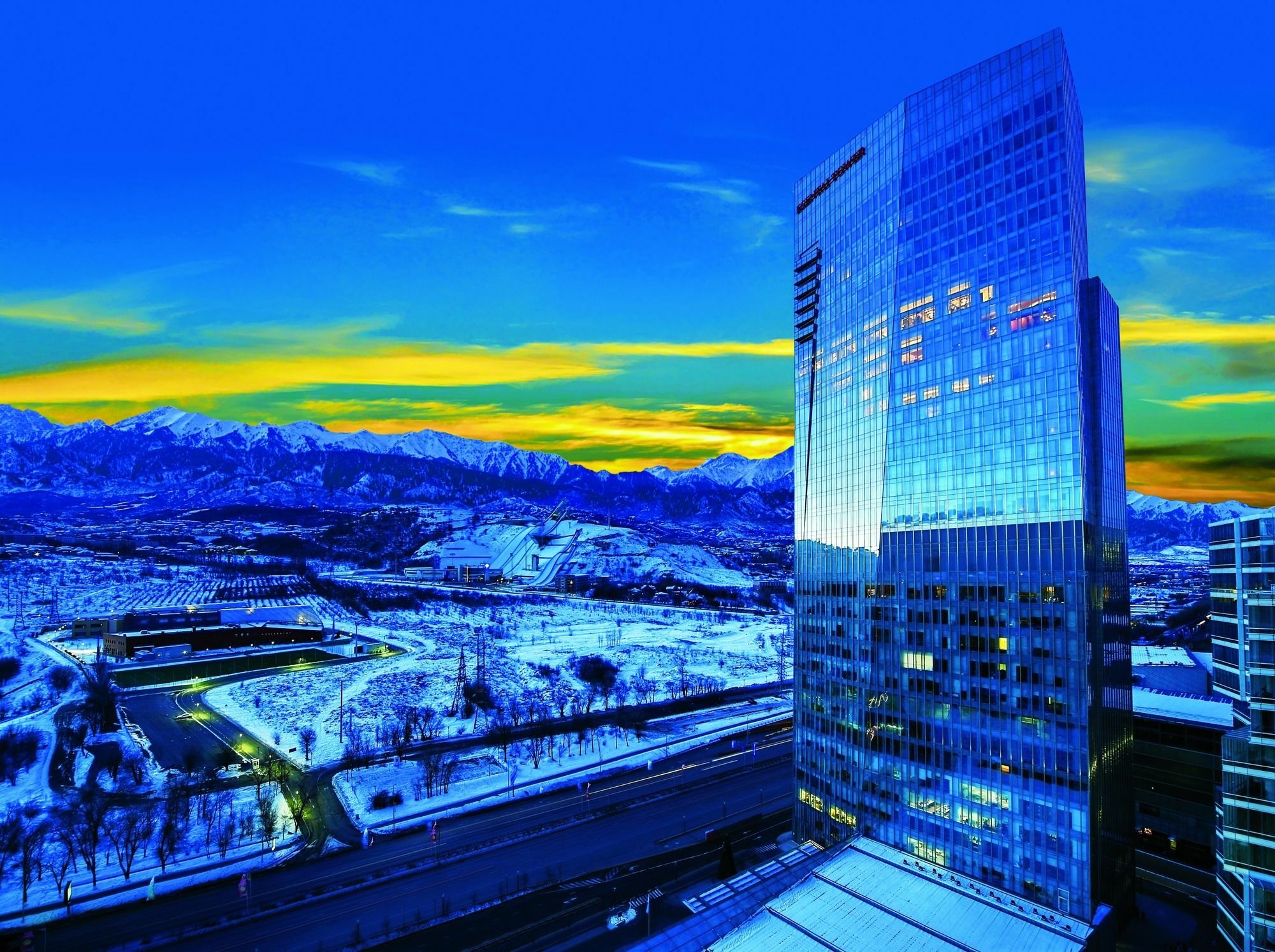 The Ritz-Carlton, Almaty Hotel Ngoại thất bức ảnh